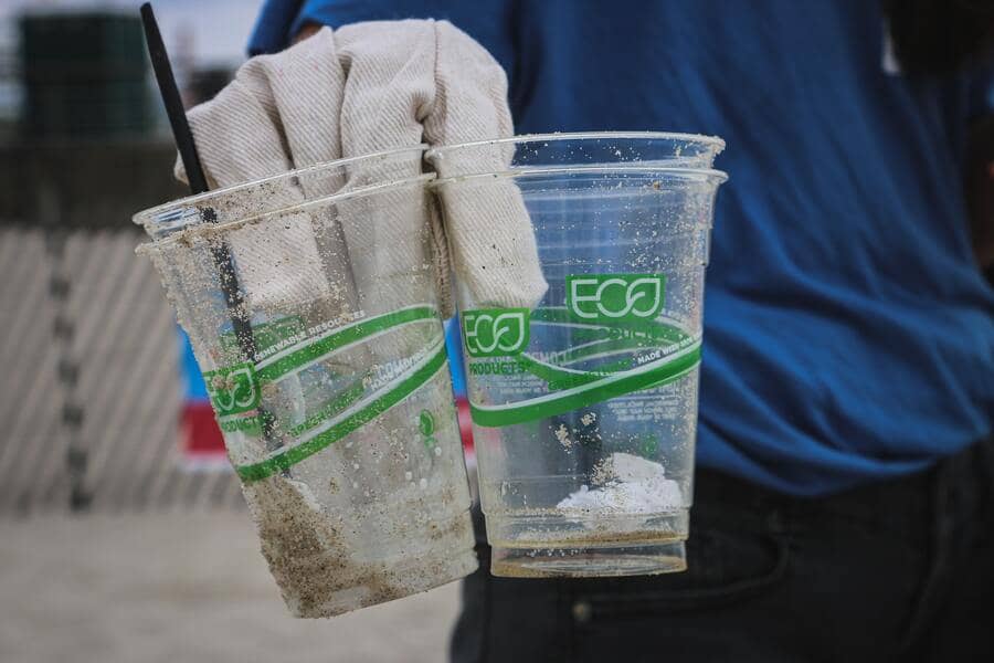 Greenwashing – jak nie dać się nabić w pseudoekologiczną butelkę?
